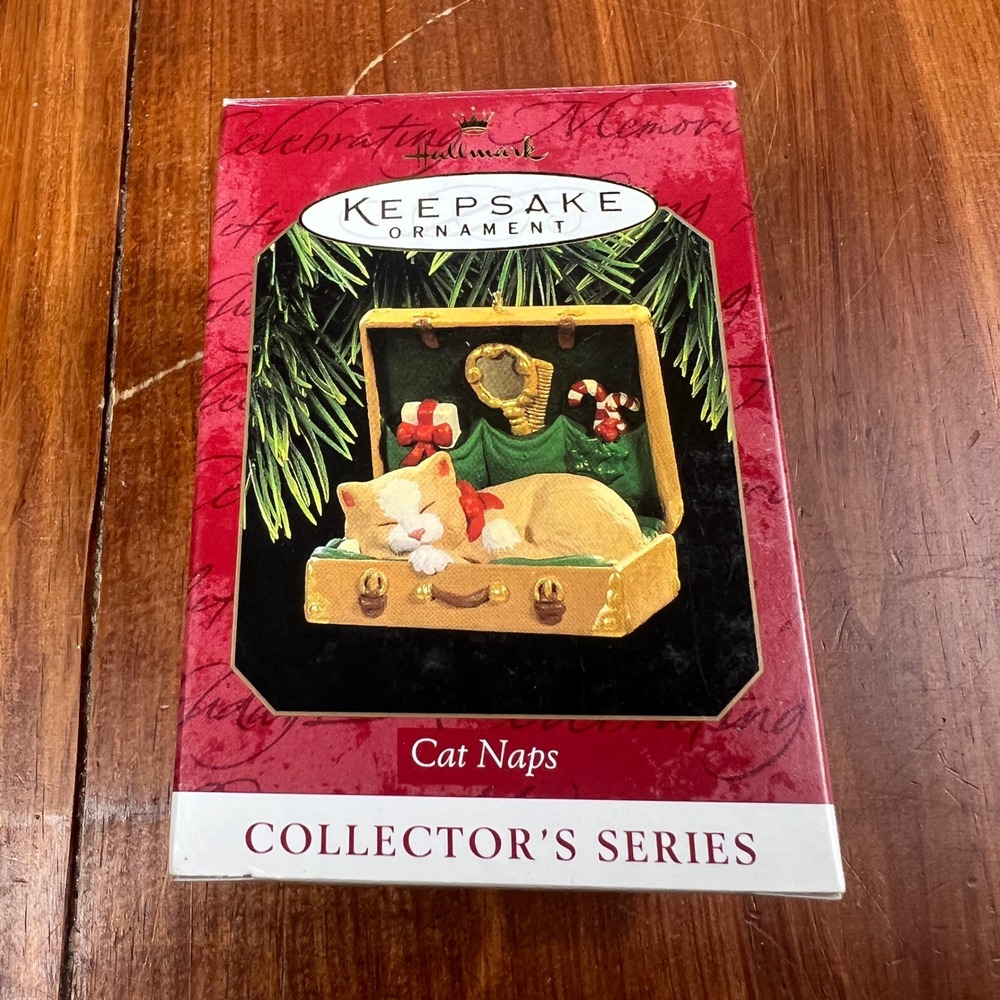 1997 Hallmark Keepsake Ornament Cat Naps #4 Collector Series QX6205 NIB